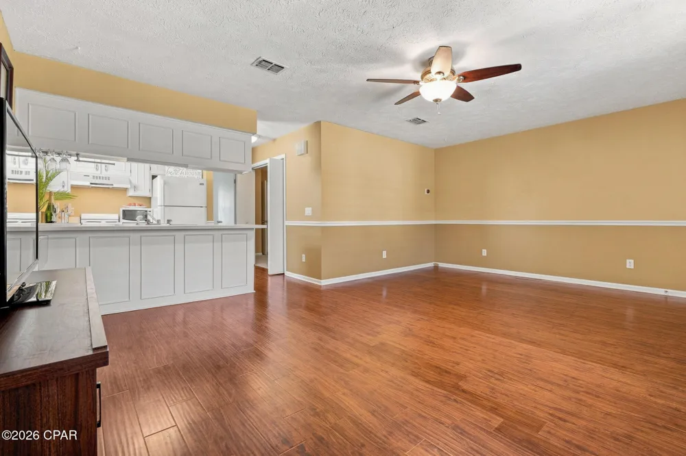 7813 Lagoon Drive #4E Panama City, FL 32408