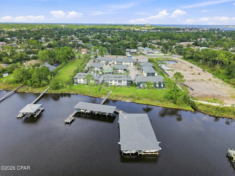 7813 Lagoon Drive #4E Panama City, FL 32408
