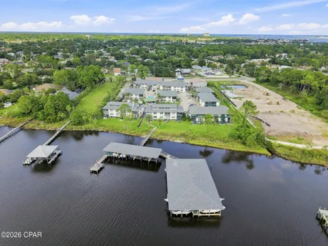 7813 Lagoon Drive #4E
