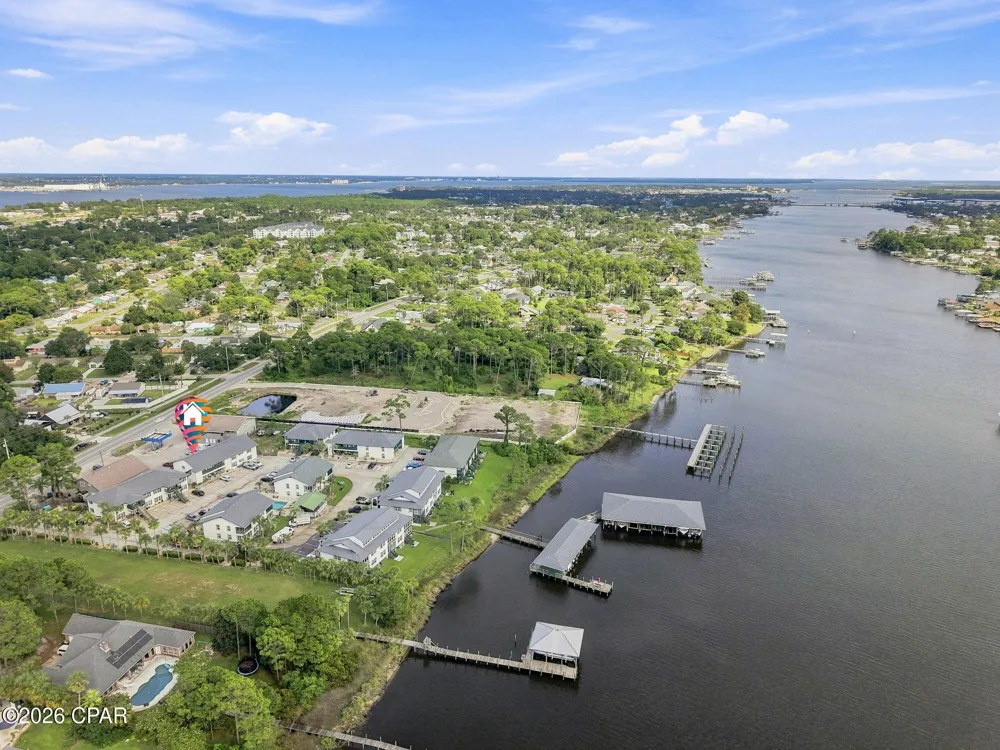 7813 Lagoon Drive #4E Panama City, FL 32408