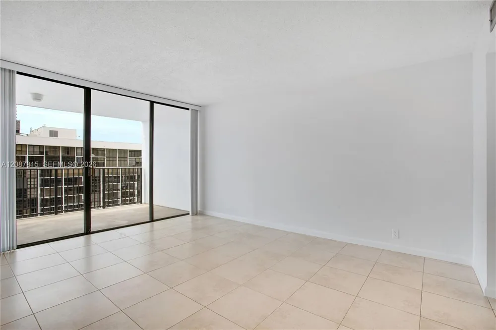 1901 Brickell Ave #B1702 Miami, FL 33129