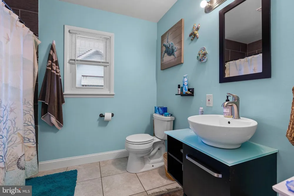 2404 LINCOLN AVENUE Claymont, DE 19703