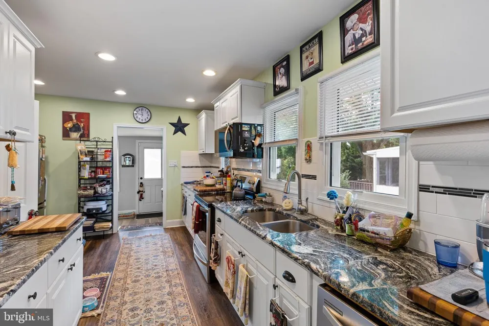 2404 LINCOLN AVENUE Claymont, DE 19703
