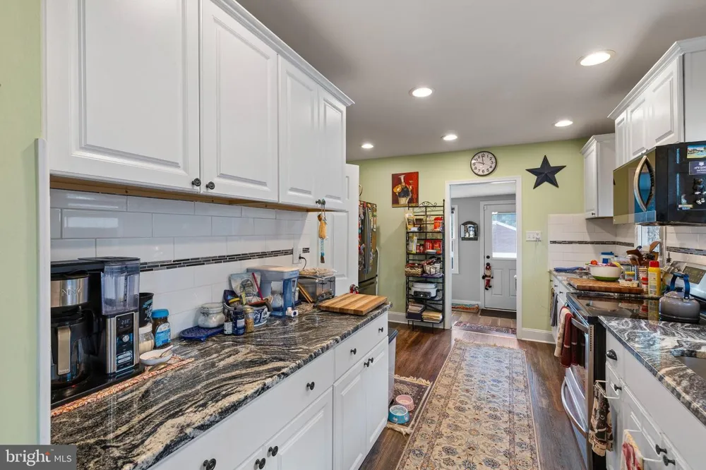 2404 LINCOLN AVENUE Claymont, DE 19703