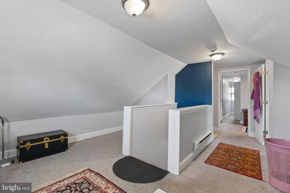 2404 LINCOLN AVENUE Claymont, DE 19703