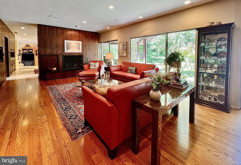 1701 LORRAINE ROAD Reading, PA 19604