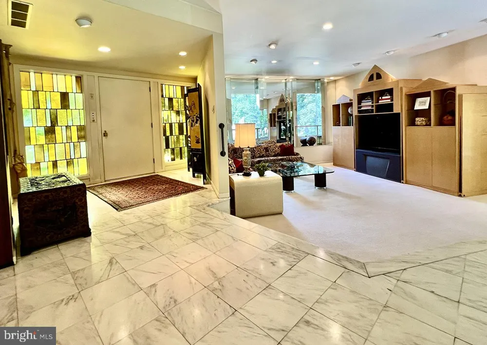 1701 LORRAINE ROAD Reading, PA 19604