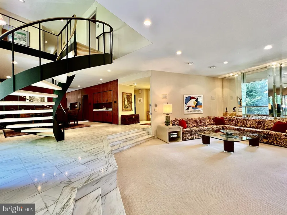 1701 LORRAINE ROAD Reading, PA 19604