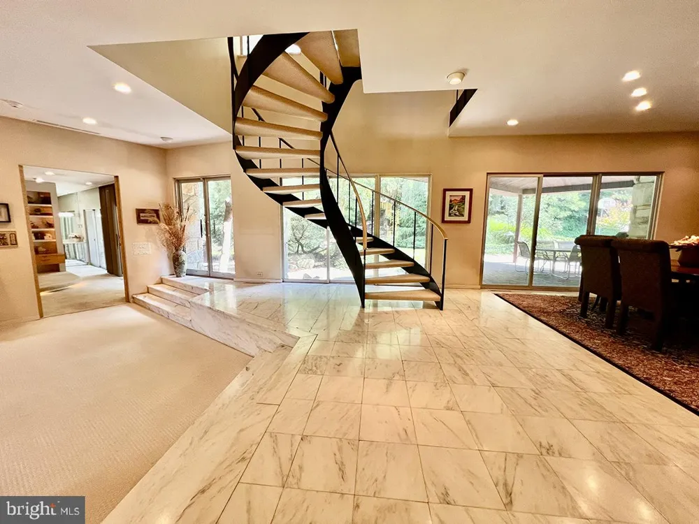 1701 LORRAINE ROAD Reading, PA 19604