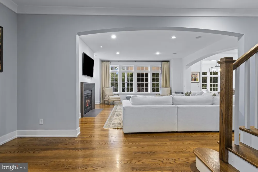 202 ARROWWOOD LANE Chadds Ford, PA 19317