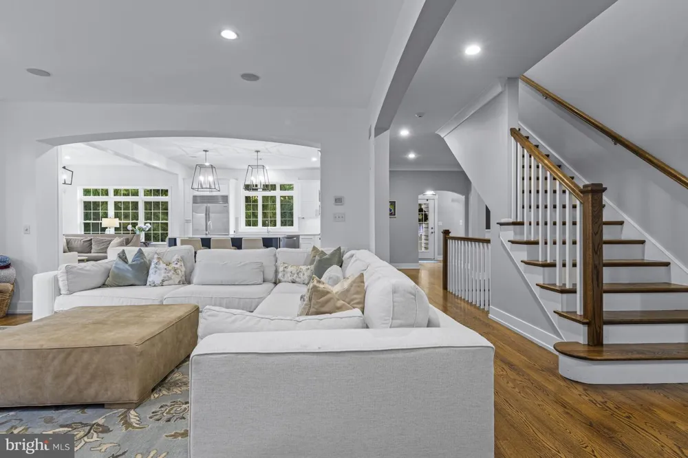 202 ARROWWOOD LANE Chadds Ford, PA 19317