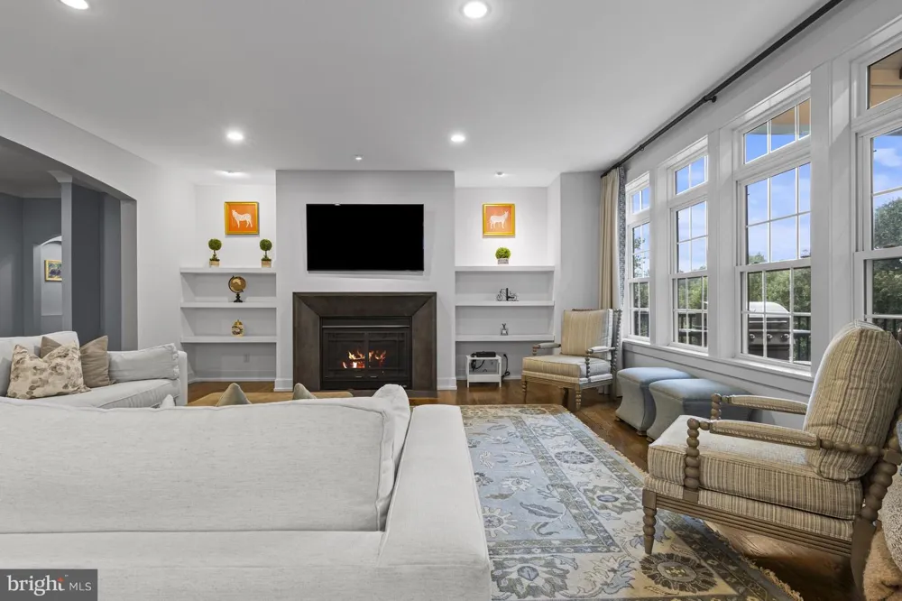 202 ARROWWOOD LANE Chadds Ford, PA 19317