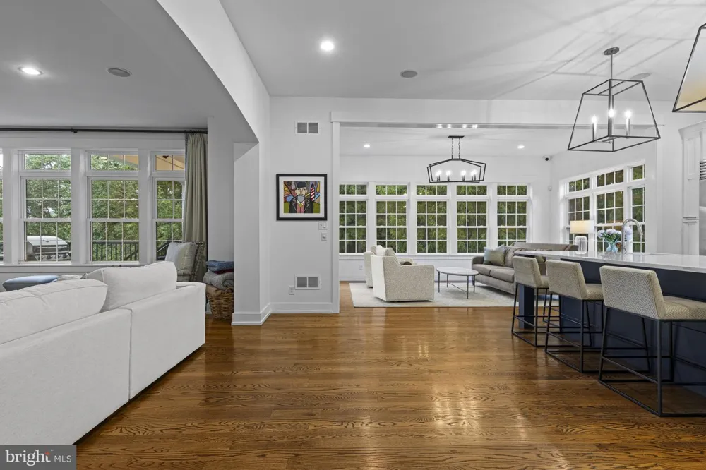 202 ARROWWOOD LANE Chadds Ford, PA 19317
