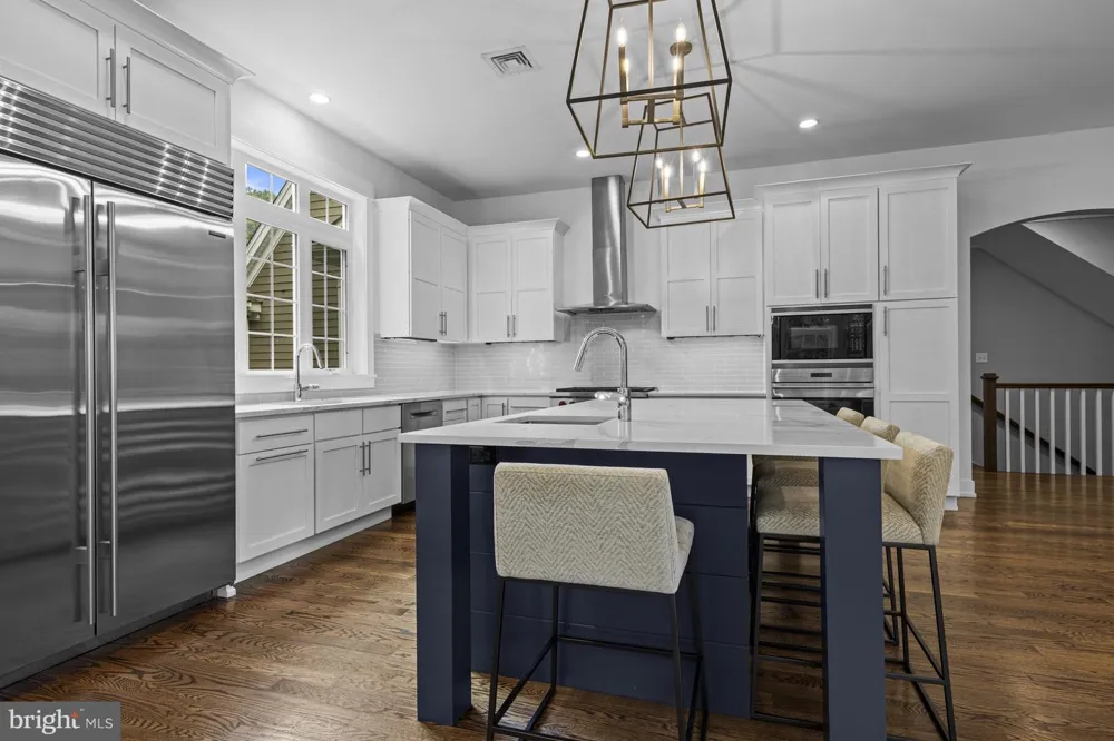202 ARROWWOOD LANE Chadds Ford, PA 19317