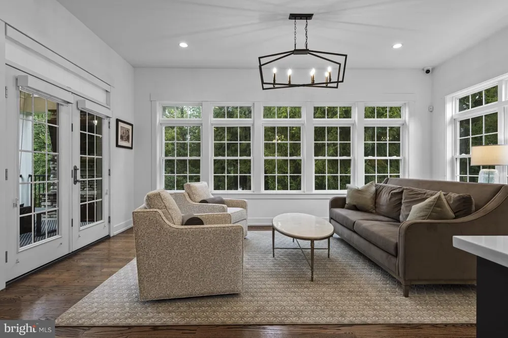 202 ARROWWOOD LANE Chadds Ford, PA 19317