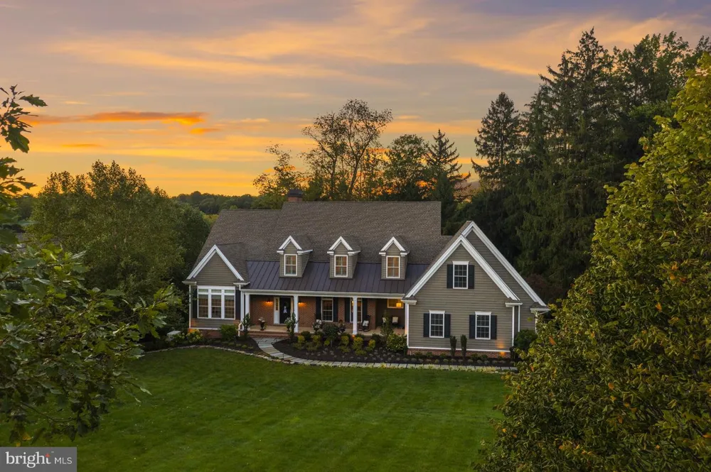 202 ARROWWOOD LANE Chadds Ford, PA 19317