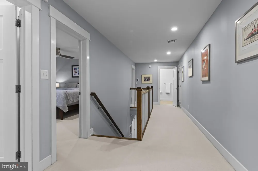 202 ARROWWOOD LANE Chadds Ford, PA 19317