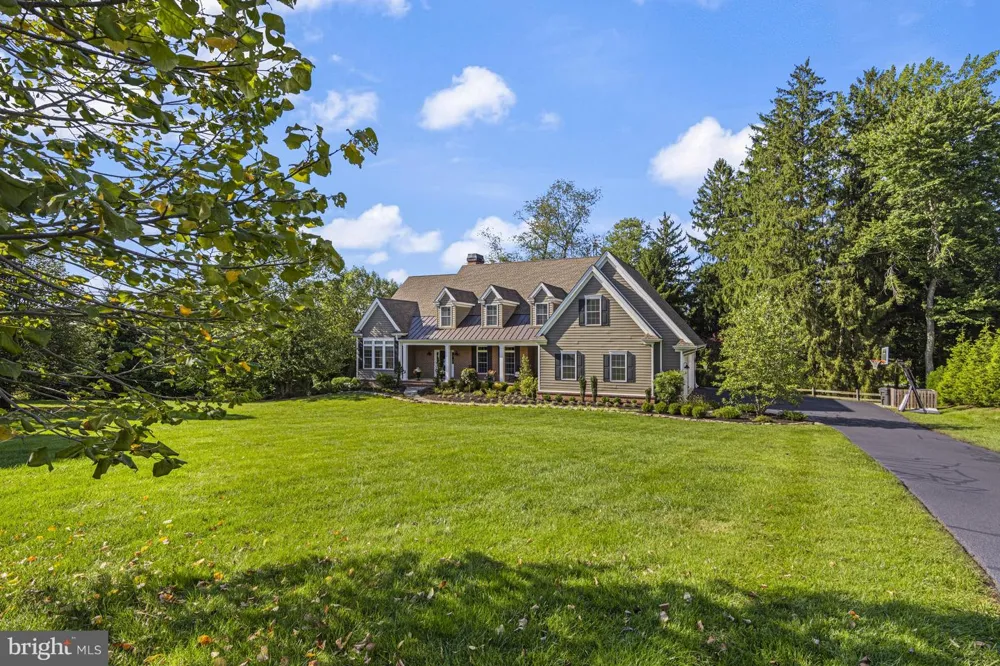 202 ARROWWOOD LANE Chadds Ford, PA 19317