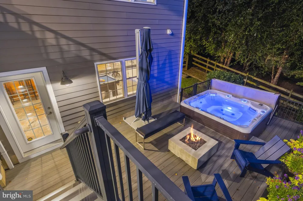 202 ARROWWOOD LANE Chadds Ford, PA 19317