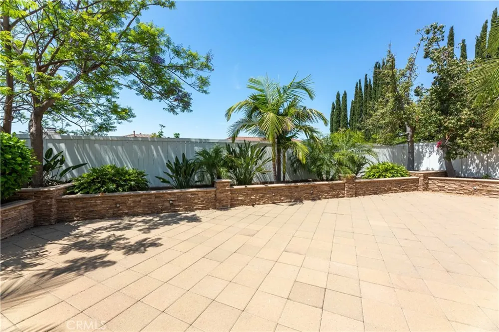 14 Monument Irvine, CA 92602