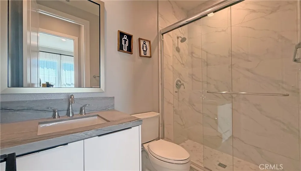 110 Orange Grv Lake Forest, CA 92630