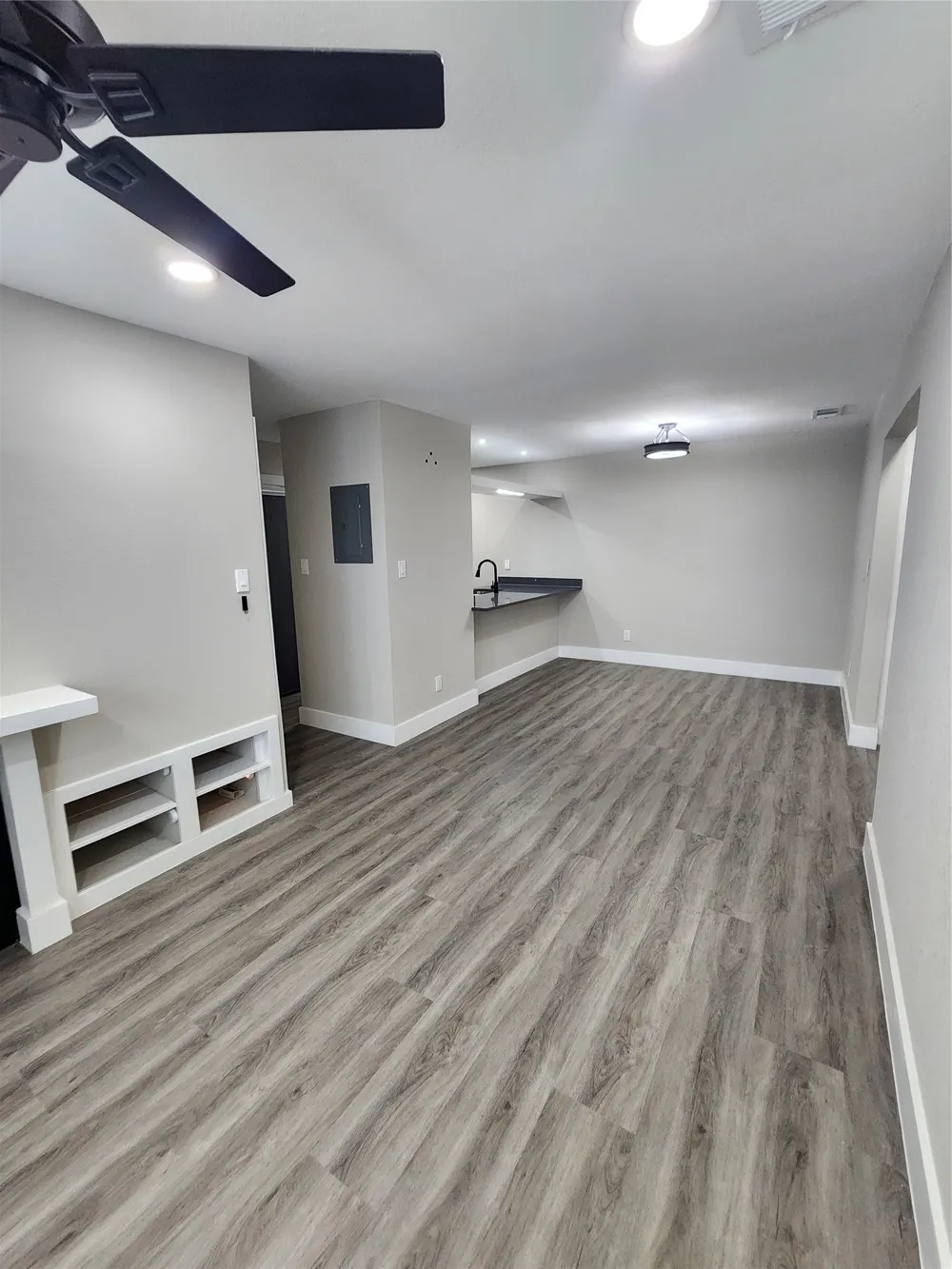 2200 E Trinity Mills Road #201 Carrollton, TX 75006