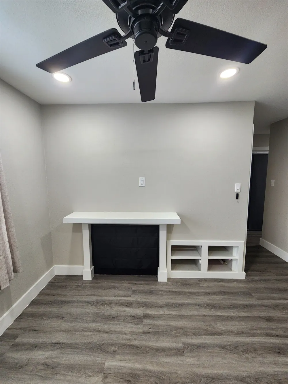 2200 E Trinity Mills Road #201 Carrollton, TX 75006