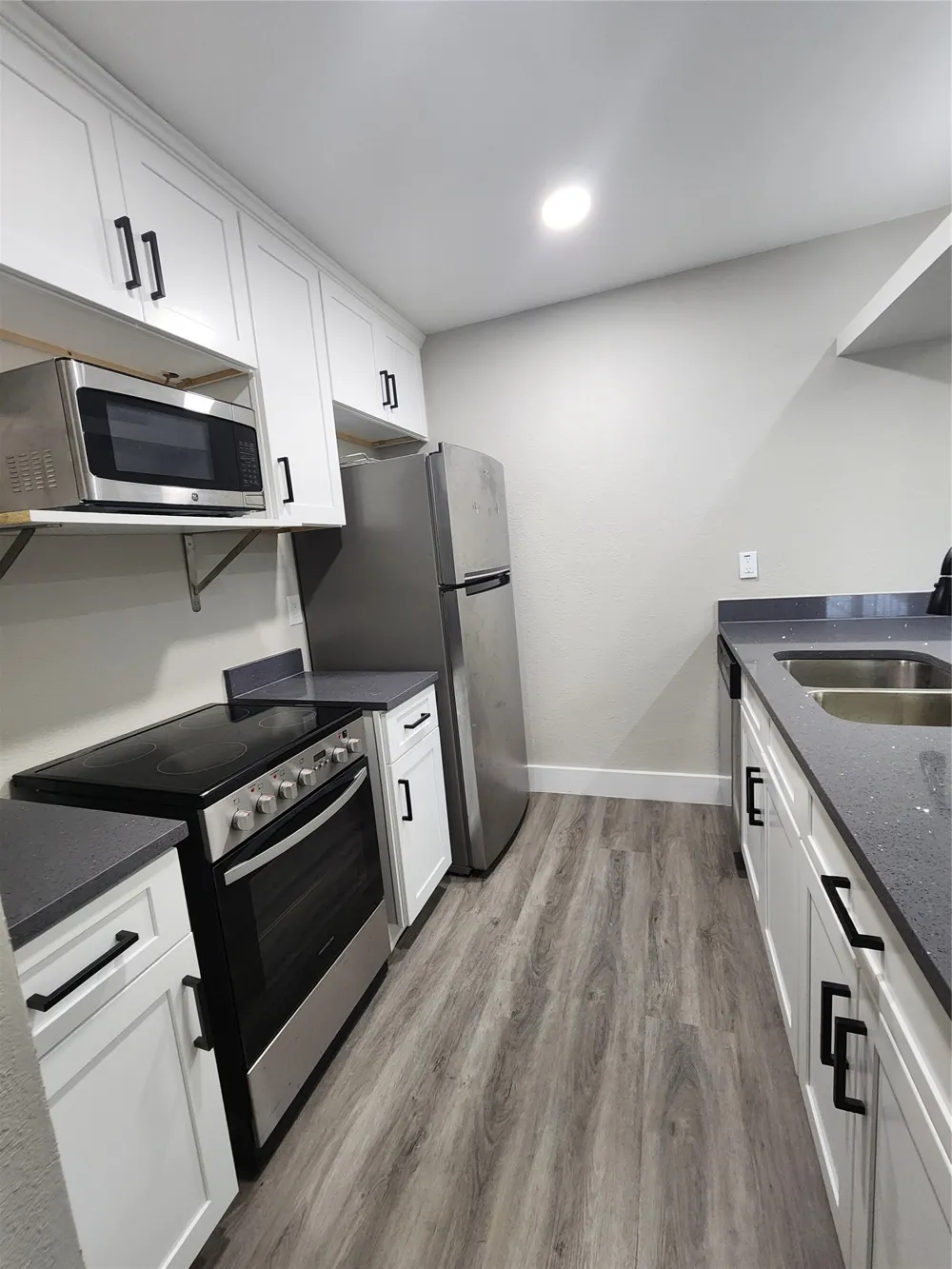 2200 E Trinity Mills Road #201 Carrollton, TX 75006