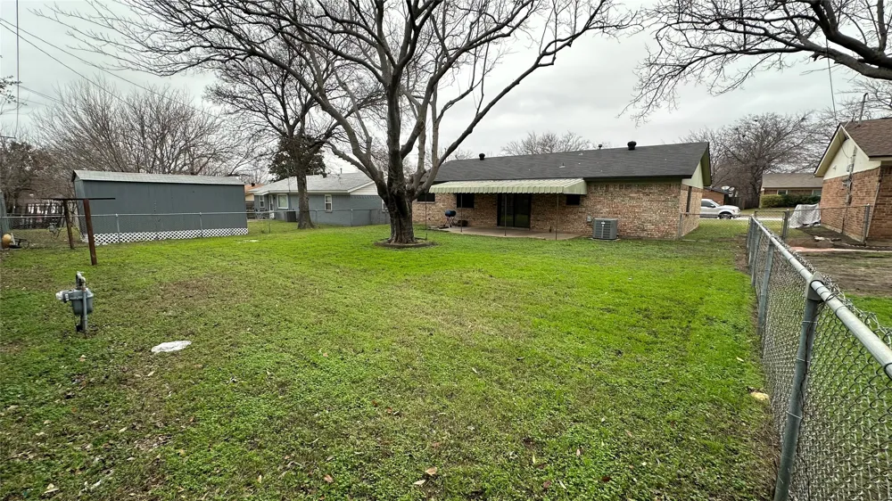5916 Kary Lynn Drive S Watauga, TX 76148