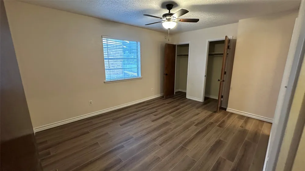 5916 Kary Lynn Drive S Watauga, TX 76148