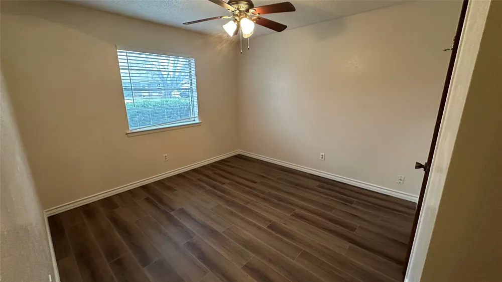 5916 Kary Lynn Drive S Watauga, TX 76148