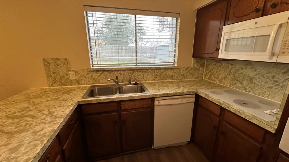 5916 Kary Lynn Drive S Watauga, TX 76148