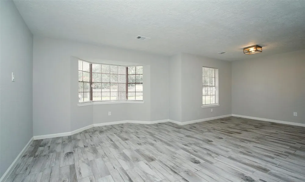 4702 Elmbrook Drive Spring, TX 77388