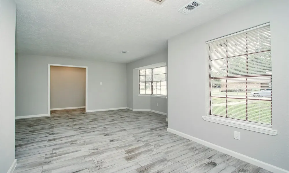 4702 Elmbrook Drive Spring, TX 77388