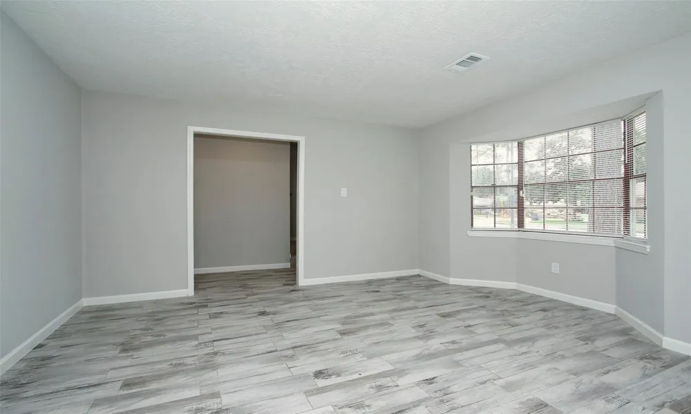 4702 Elmbrook Drive Spring, TX 77388