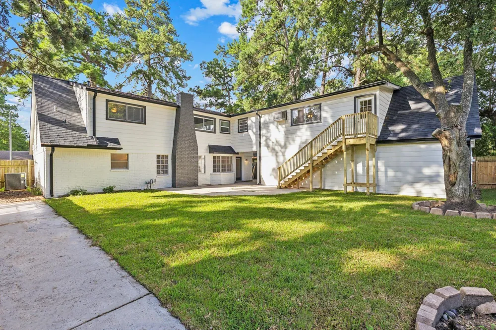 4702 Elmbrook Drive Spring, TX 77388