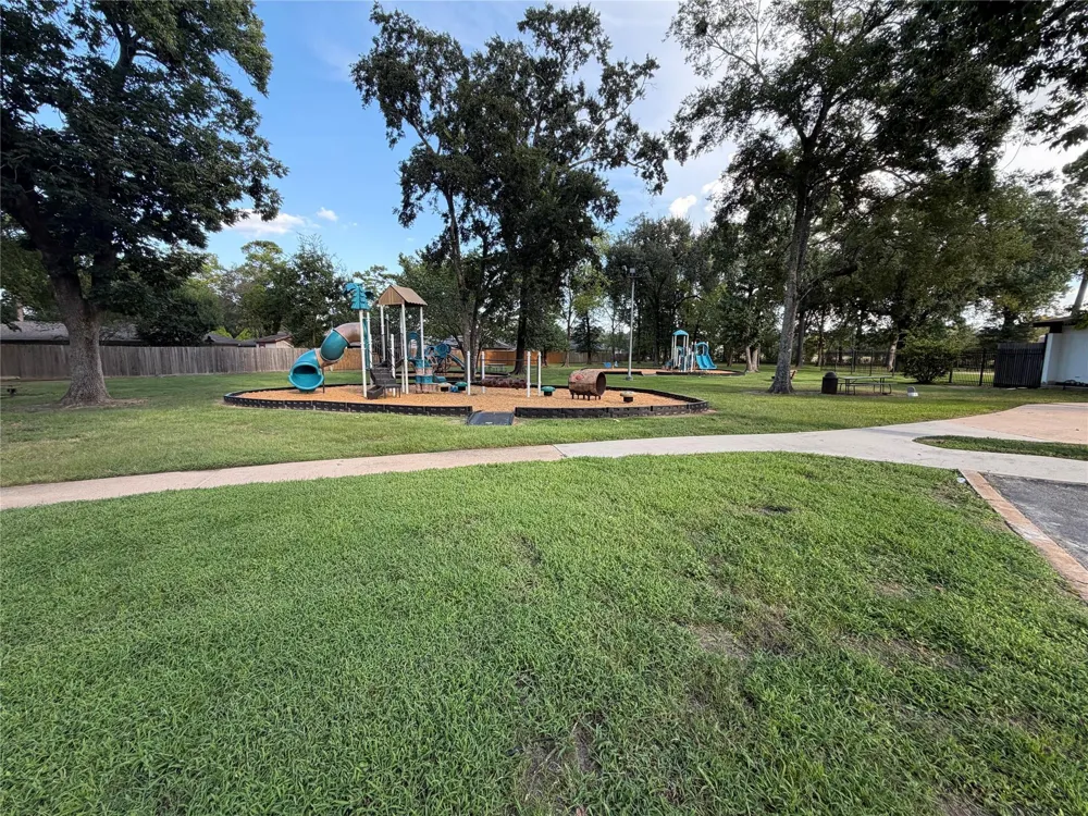 4702 Elmbrook Drive Spring, TX 77388