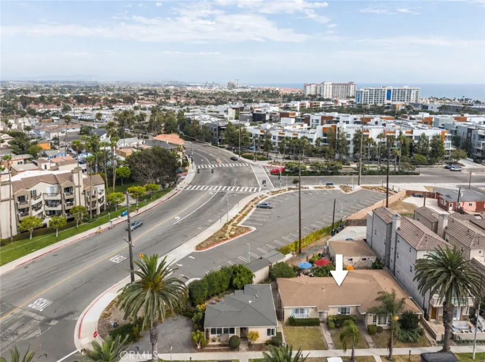 316 2nd Huntington Beach, CA 92648