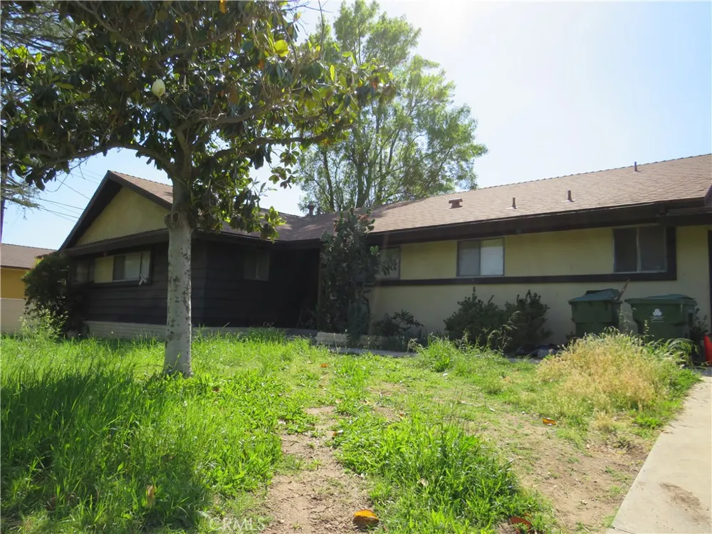 11323 Zelzah Granada Hills, CA 91344