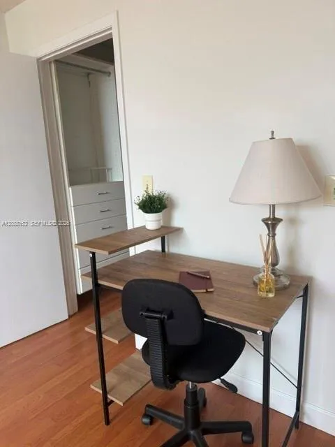 8363 Lake Dr #504 Doral, FL 33166