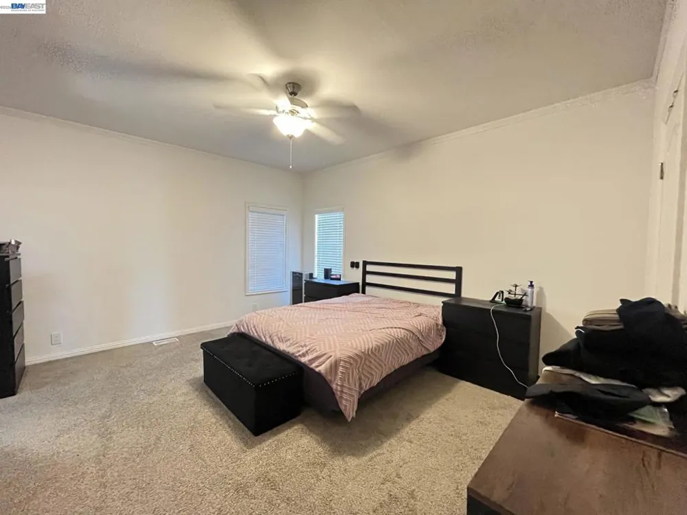 2702 Pueblo Creek Hayward, CA 94545