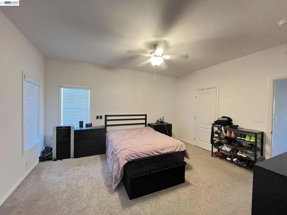 2702 Pueblo Creek Hayward, CA 94545
