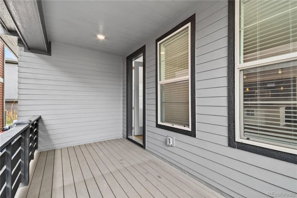 9725 Bennett Peak Street Littleton, CO 80125
