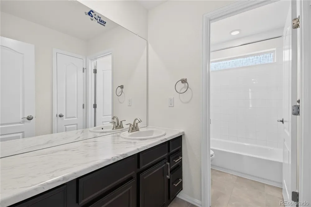 9725 Bennett Peak Street Littleton, CO 80125