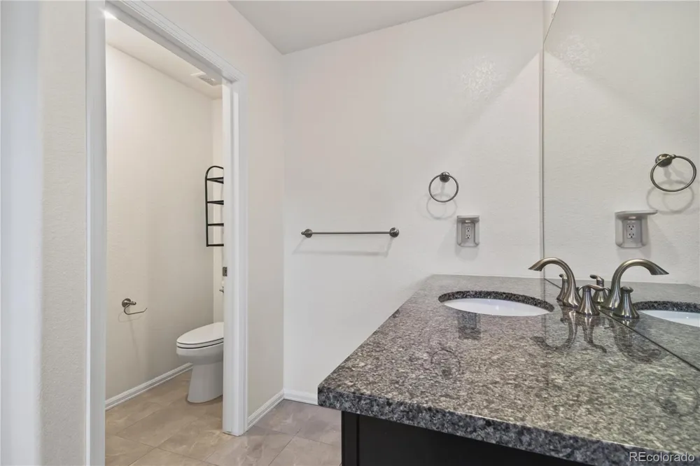 9725 Bennett Peak Street Littleton, CO 80125