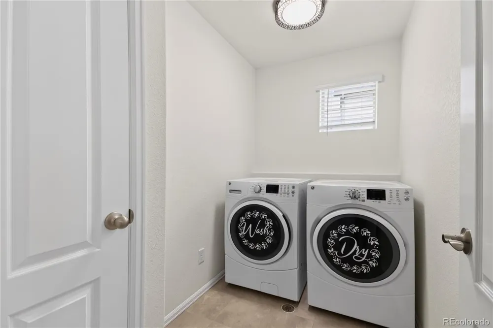 9725 Bennett Peak Street Littleton, CO 80125
