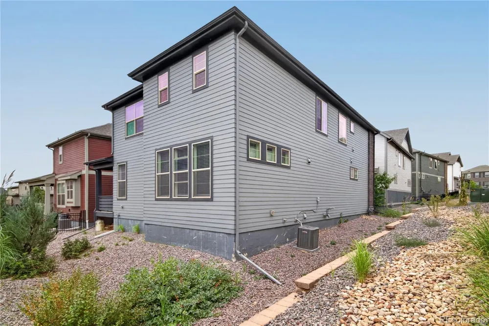 9725 Bennett Peak Street Littleton, CO 80125