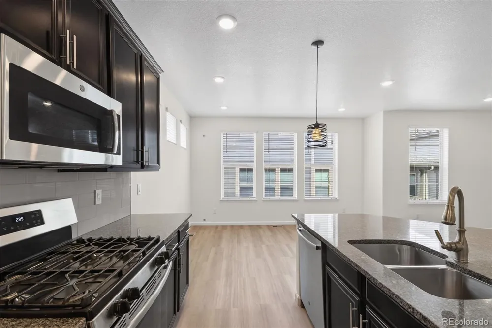 9725 Bennett Peak Street Littleton, CO 80125