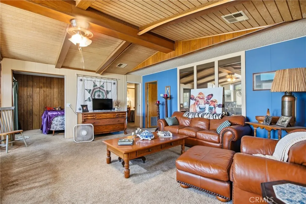 2860 Basswood Court Hemet, CA 92545
