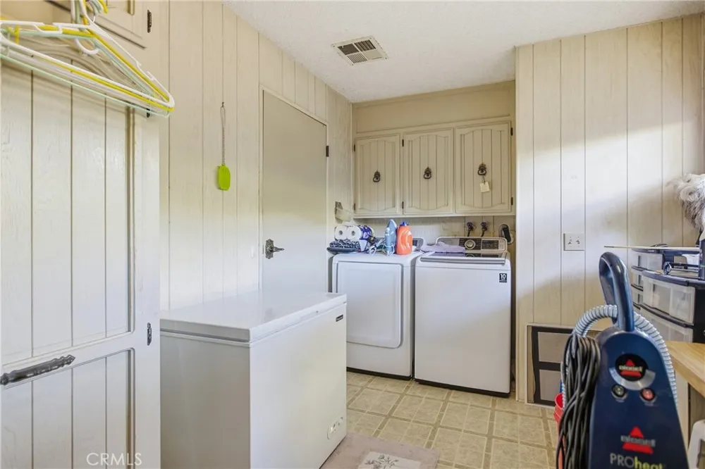 2860 Basswood Court Hemet, CA 92545